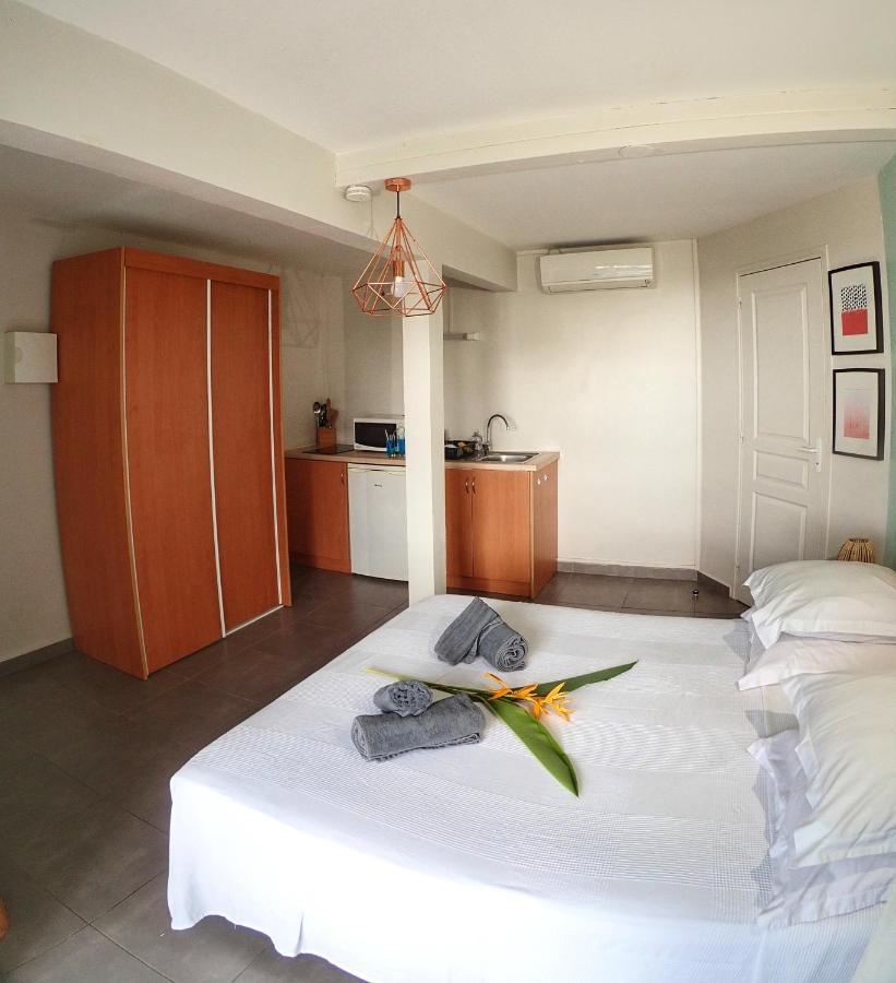 Studio Malacca, Malanga Et Majacudja - O Coeur De Deshaies Buitenkant foto