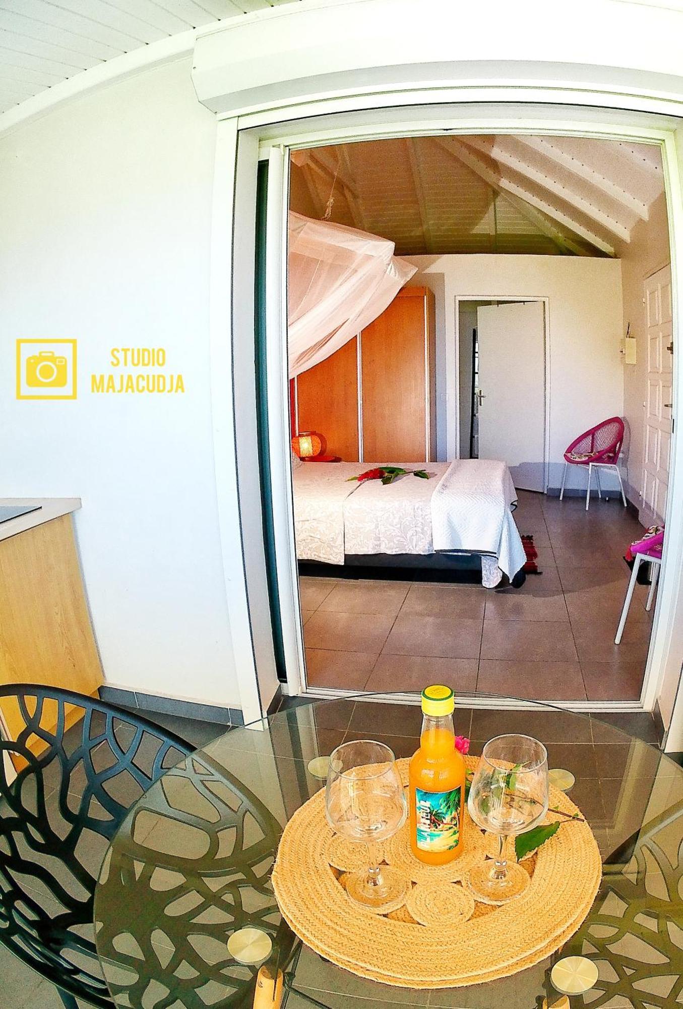 Studio Malacca, Malanga Et Majacudja - O Coeur De Deshaies Kamer foto